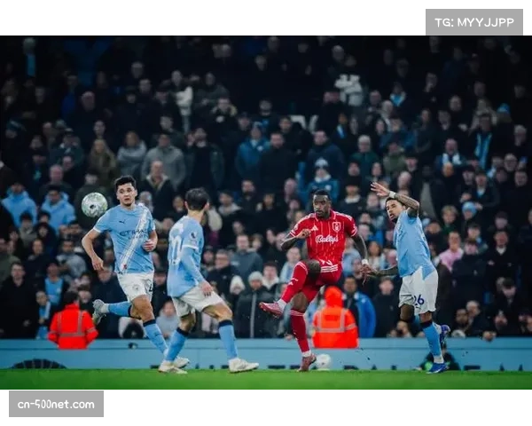 曼城对阵诺丁汉森林2-2:卫冕冠军客场失分暴露的阵地战攻坚难题